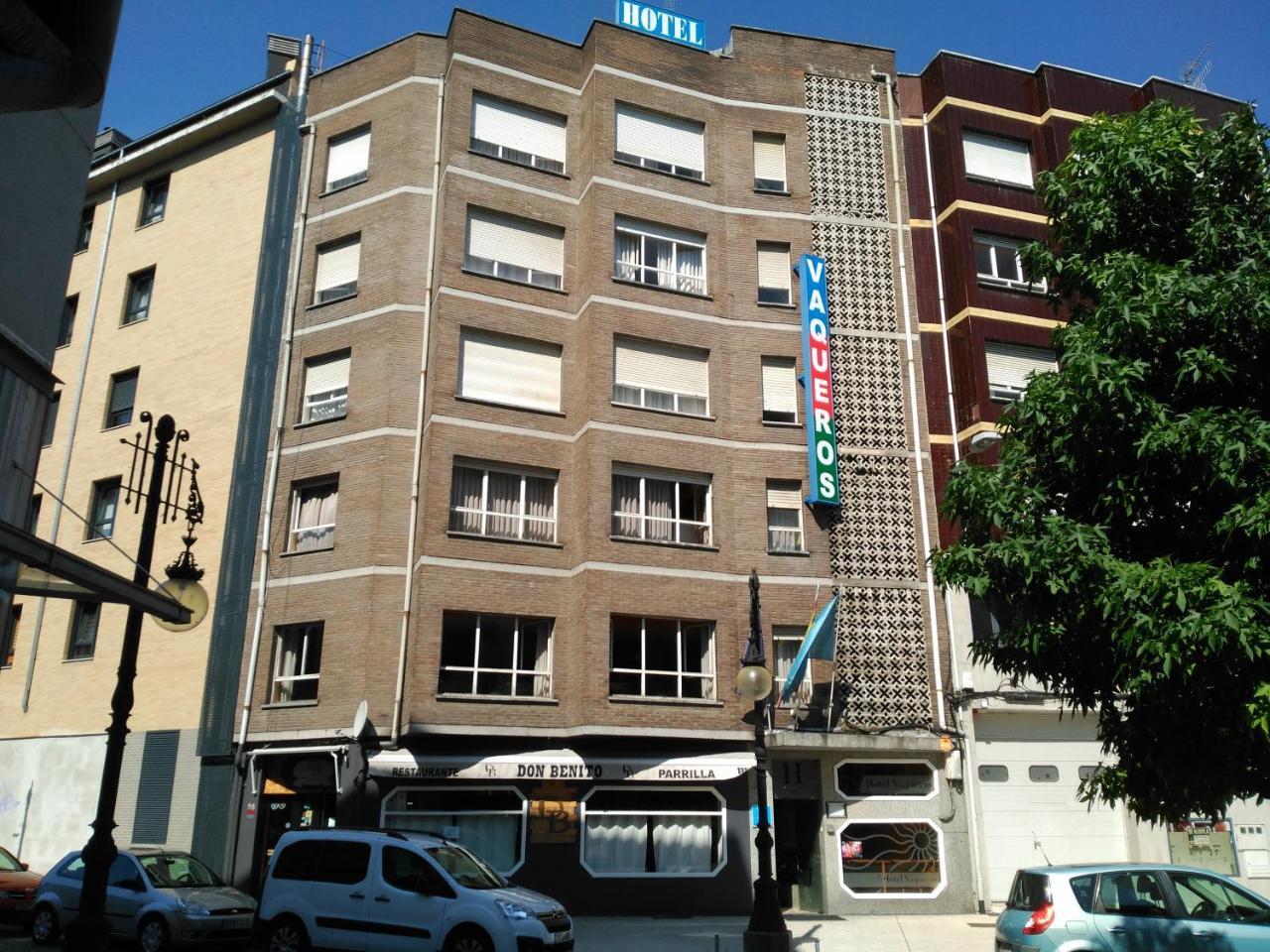 Hotel Vaqueros Лангрео Экстерьер фото