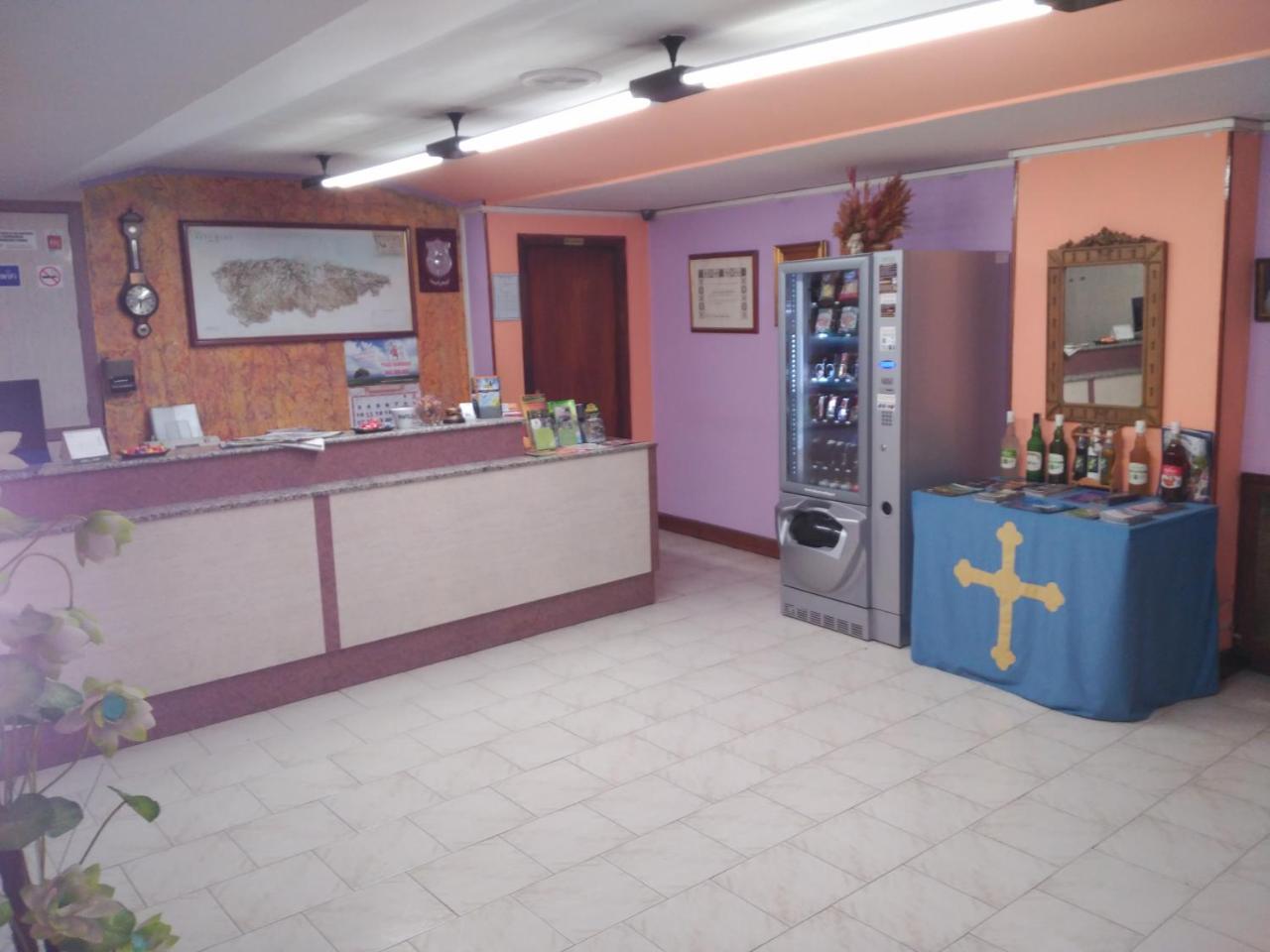 Hotel Vaqueros Лангрео Экстерьер фото